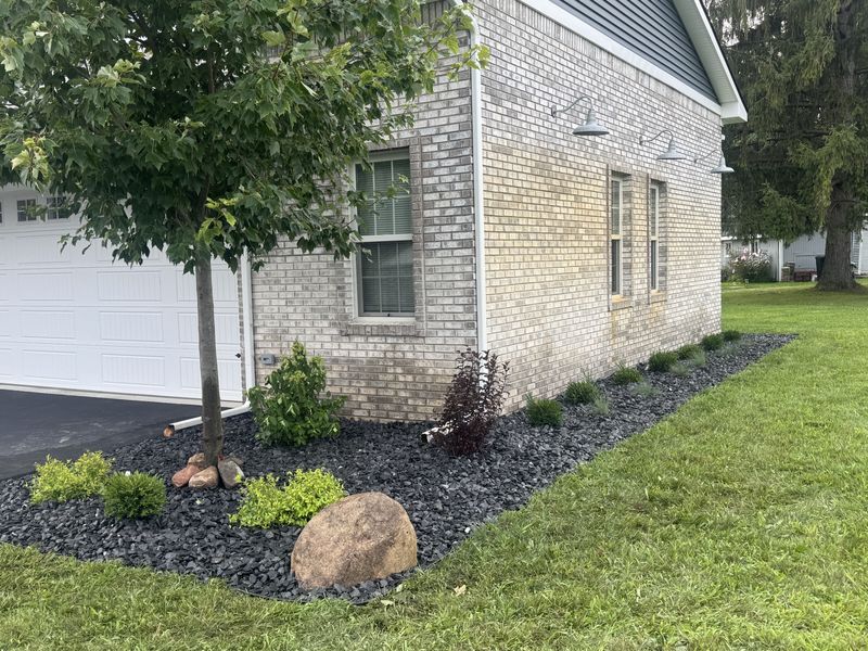 After: Slate scape side bed